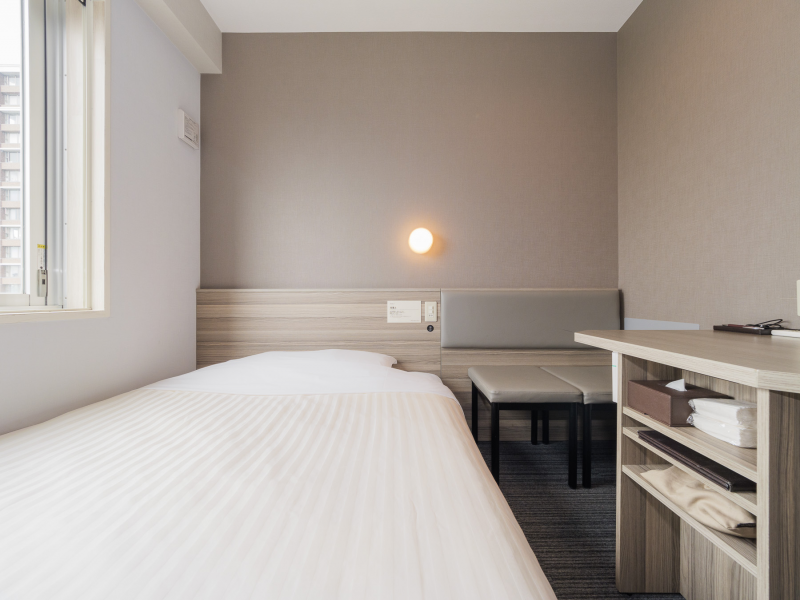 スーパーホテル横浜・関内のぐっすり眠れる環境を追求した快適な客室