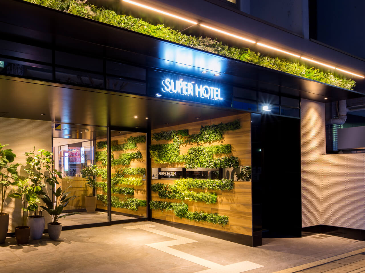 スーパーホテル桑名駅前1