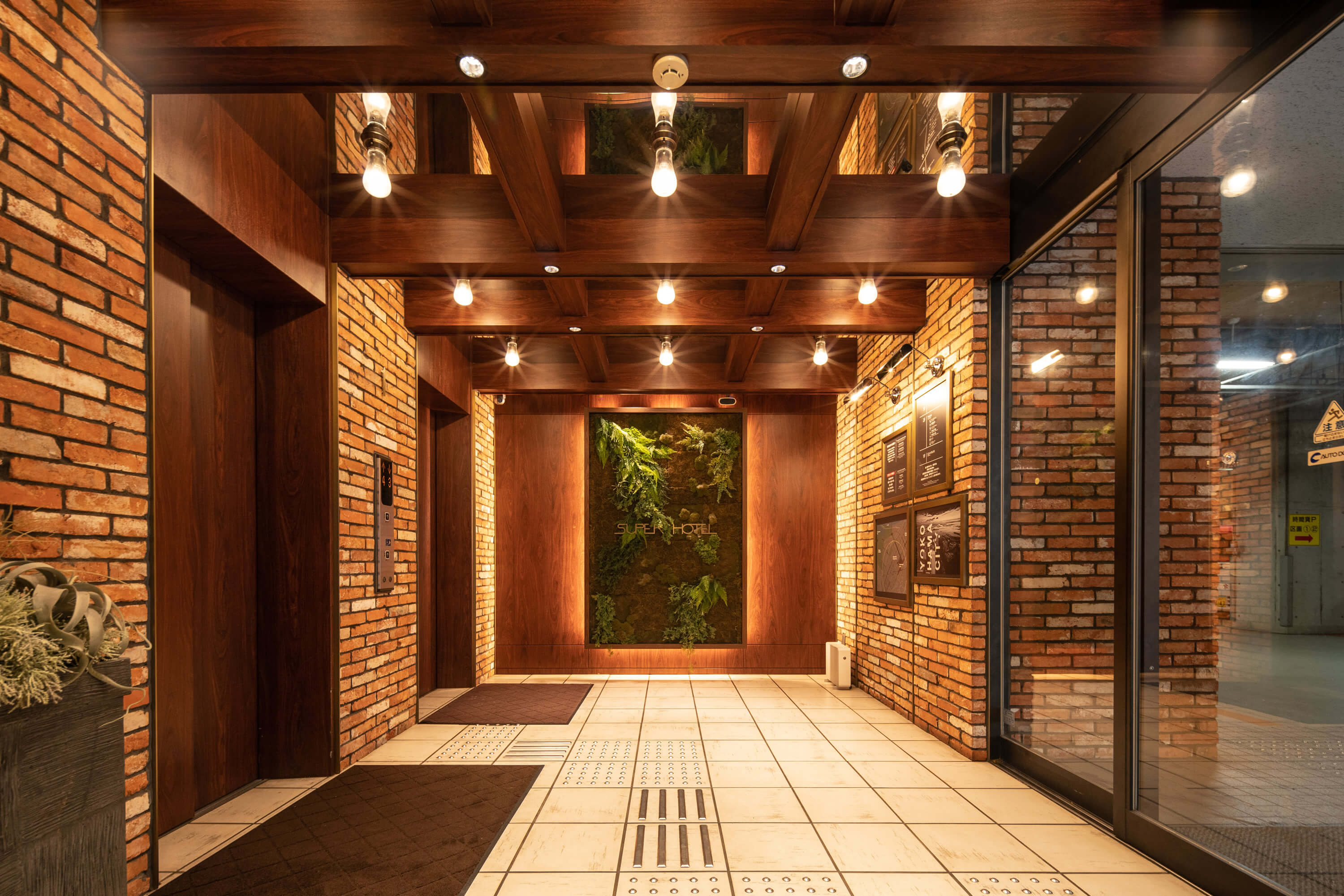 スーパーホテル新横浜1