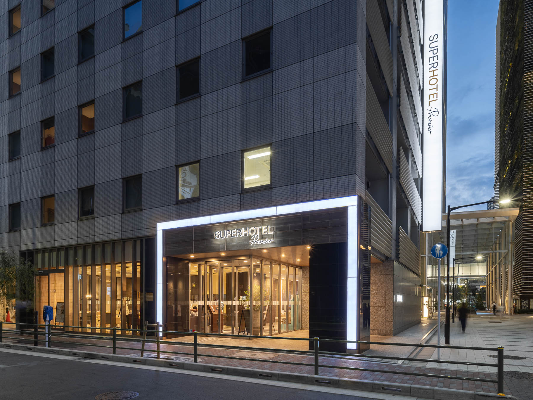 スーパーホテルPremier東京駅八重洲中央口1